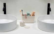 Carica l&#39;immagine nel visualizzatore di Gallery, Organizer da bagno ReNew Soft Beige
