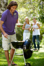 Carica l&#39;immagine nel visualizzatore di Gallery, Barbecue a carbone WEBER COMPACT KETTLE 47
